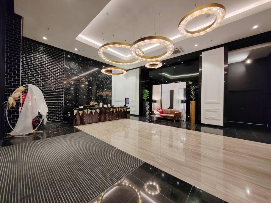Chambers By Fantastic *